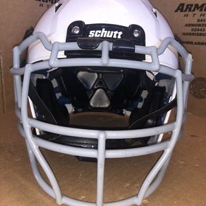 SCHUTT YOUTH VENGEANCE PRO VTD - MEDIUM - WHITE