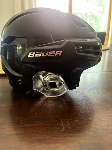 Used Small Bauer Re-Akt Helmet