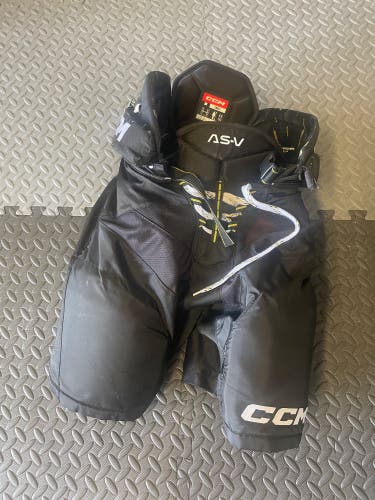 Small CCM Tacks AS-V Hockey Pants