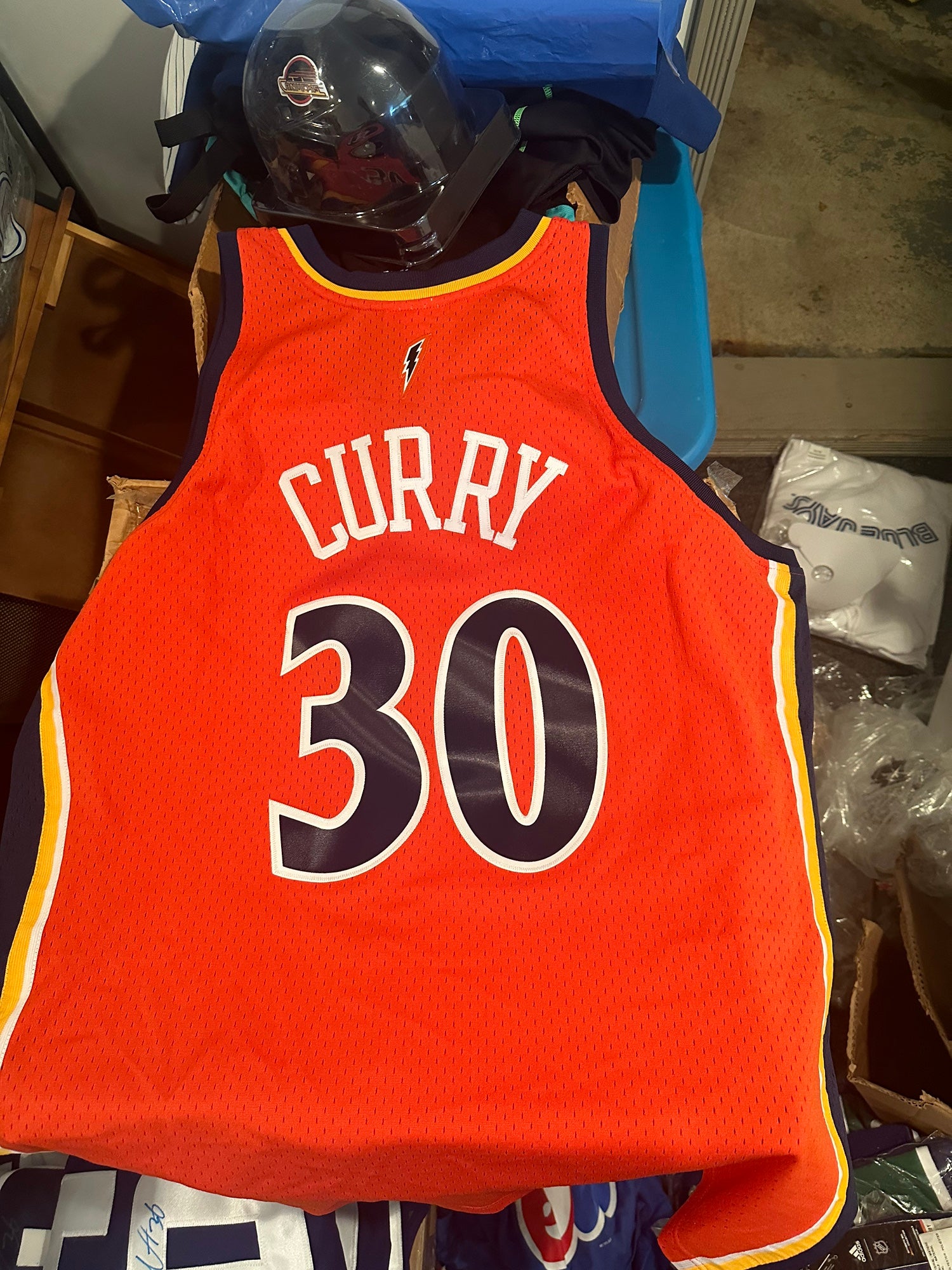 Golden State Warriors Steph Curry Jersey by Mitchell & Ness-NWT