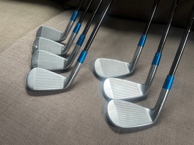 Used Right Handed Stiff Flex Steel Shaft JPX 921 Forged Iron Set