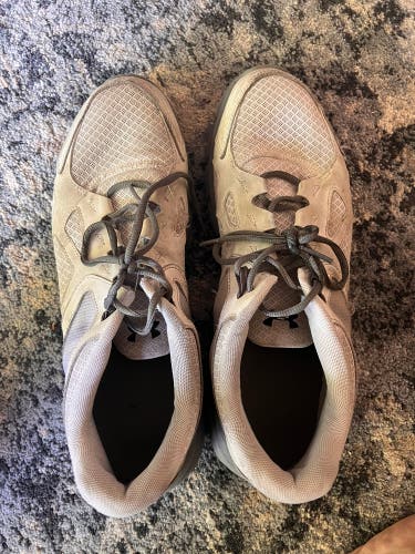 Men’s under armour walking shoes size 16