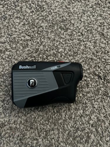 Bushnell V5 Range Finder