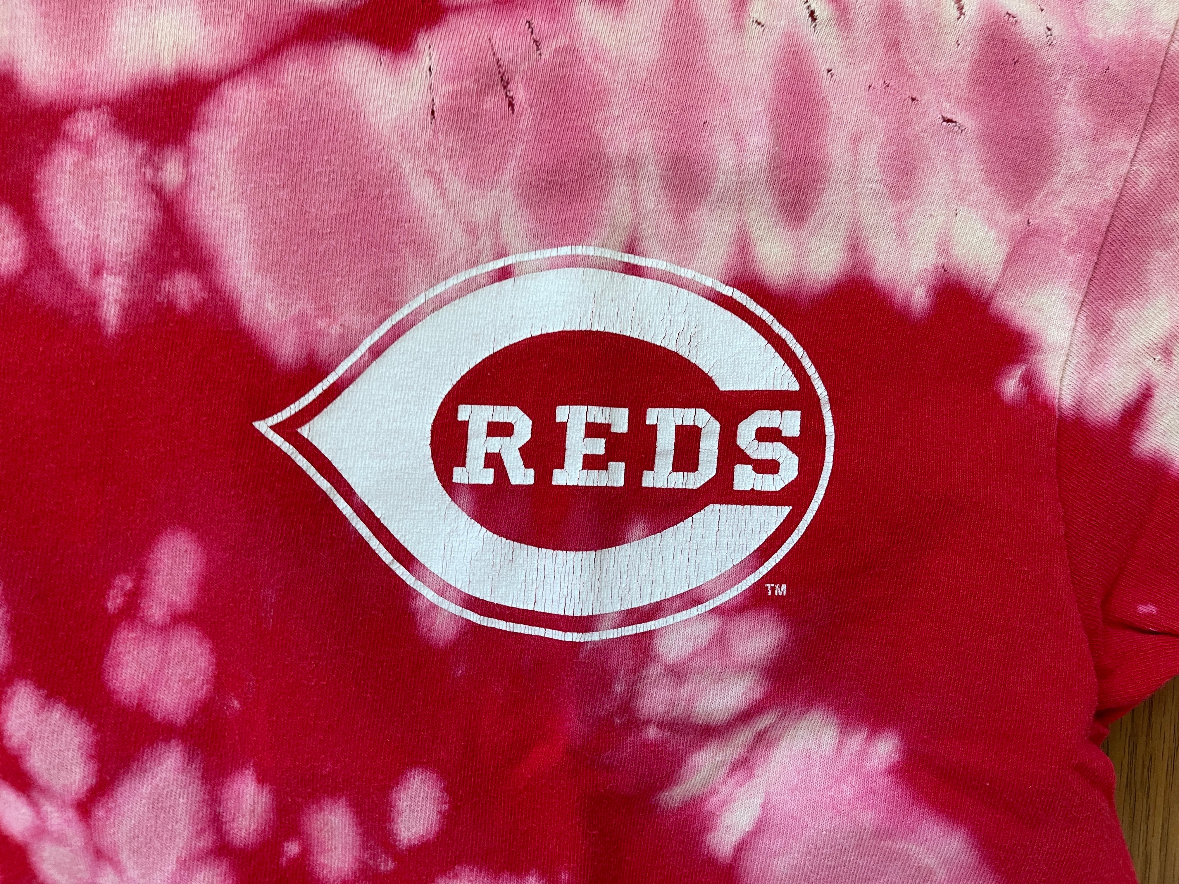 Men's Cincinnati Reds Red/Black V Tie-Dye T-Shirt