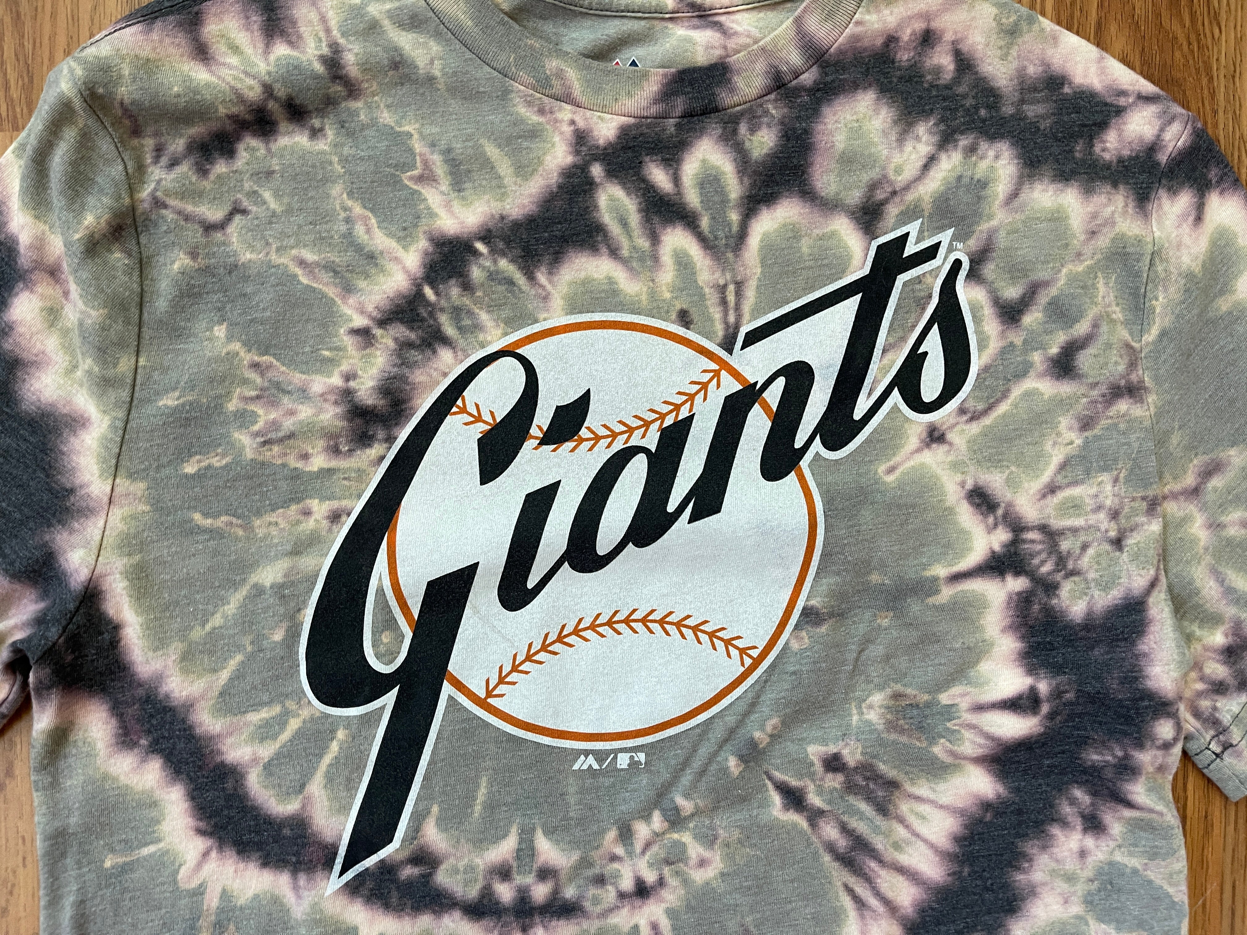 San Francisco Giants MLB BASEBALL SUPER AWESOME REVERSE TIE DYE Sz Small T  Shirt