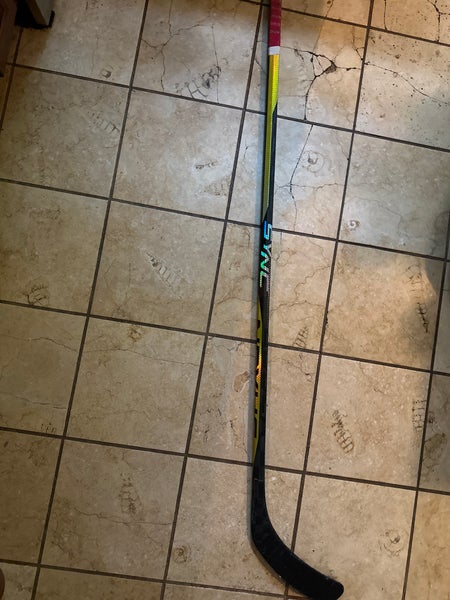 Senior Right Handed P92 Pro Stock Nexus Sync Hockey Stick