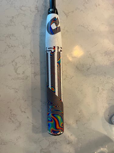 Used DeMarini (-11) 19 oz 30" Prism+ Bat