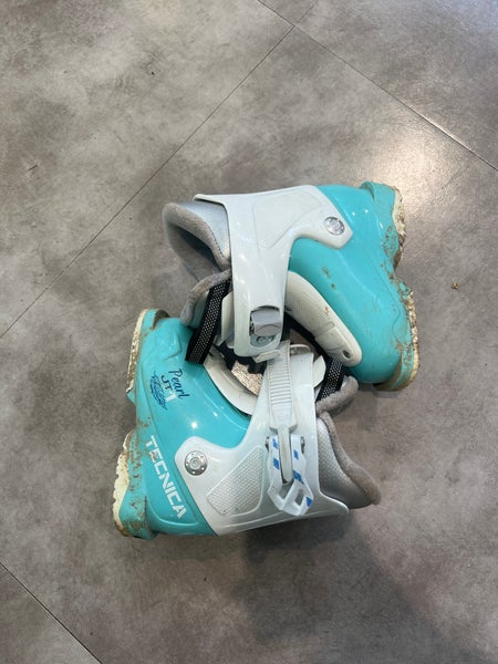 Used Kid's Tecnica Pearl JT1 Ski Boots (mondo 15.5 & lower 195mm)
