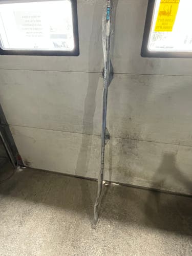 Senior New Right Handed Bauer Nexus 1N Hockey Stick PM9