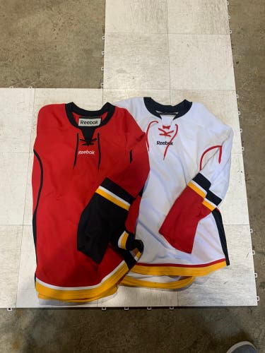 Calgary Flames Reebok Jersey Lot
