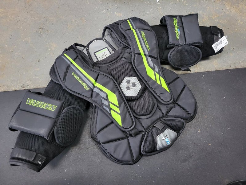 Used Vaughn Ve8yt M L Goalie Body Armour