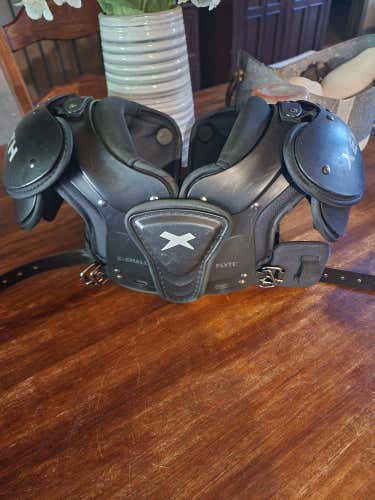 New Youth XS Xenith Shoulder Pads