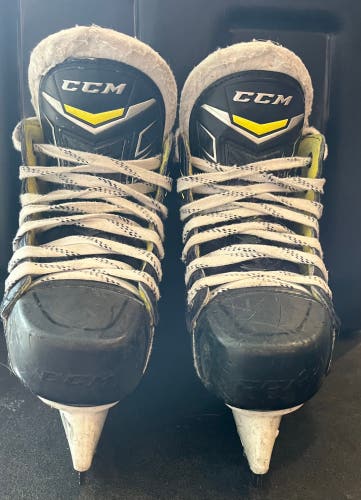 Used CCM Regular Width Size 1.5 Tacks Classic Pro Hockey Skates