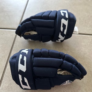 Youth CCM Hockey Gloves