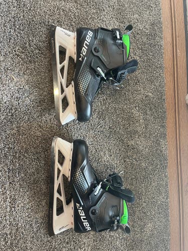 Used Bauer Regular Width Size 9 Konekt Hockey Goalie Skates