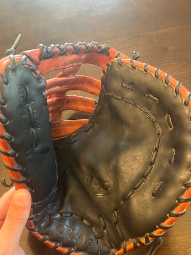 Wilson A2000 First-base glove