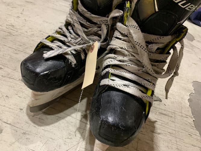 Senior Used Bauer Supreme 3S Hockey Skates 6.5