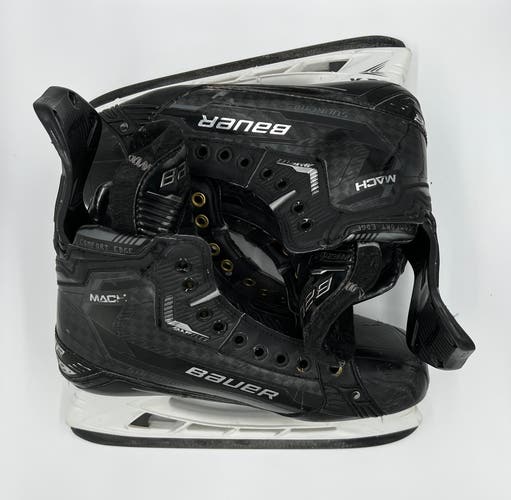Used Bauer Regular Width   Size 9.5 Supreme Mach Hockey Skates