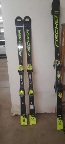 Used Men's 2021 Fischer 165 cm Racing RC4 World Cup SL Skis With Bindings Max Din 20