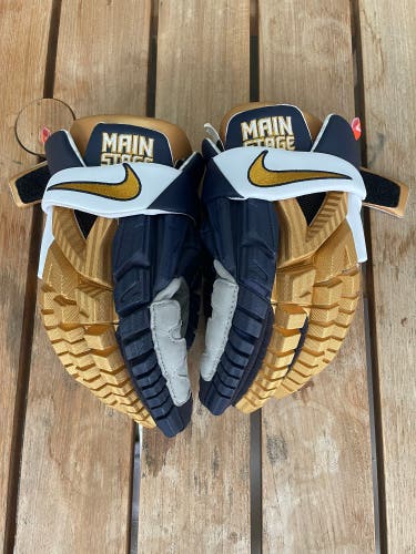 LIKE NEW MAIN STAGE NIKE PREMIER LACROSSE GLOVES
