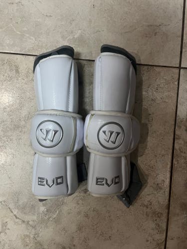 Used Medium Warrior Evo Pro Arm Pads