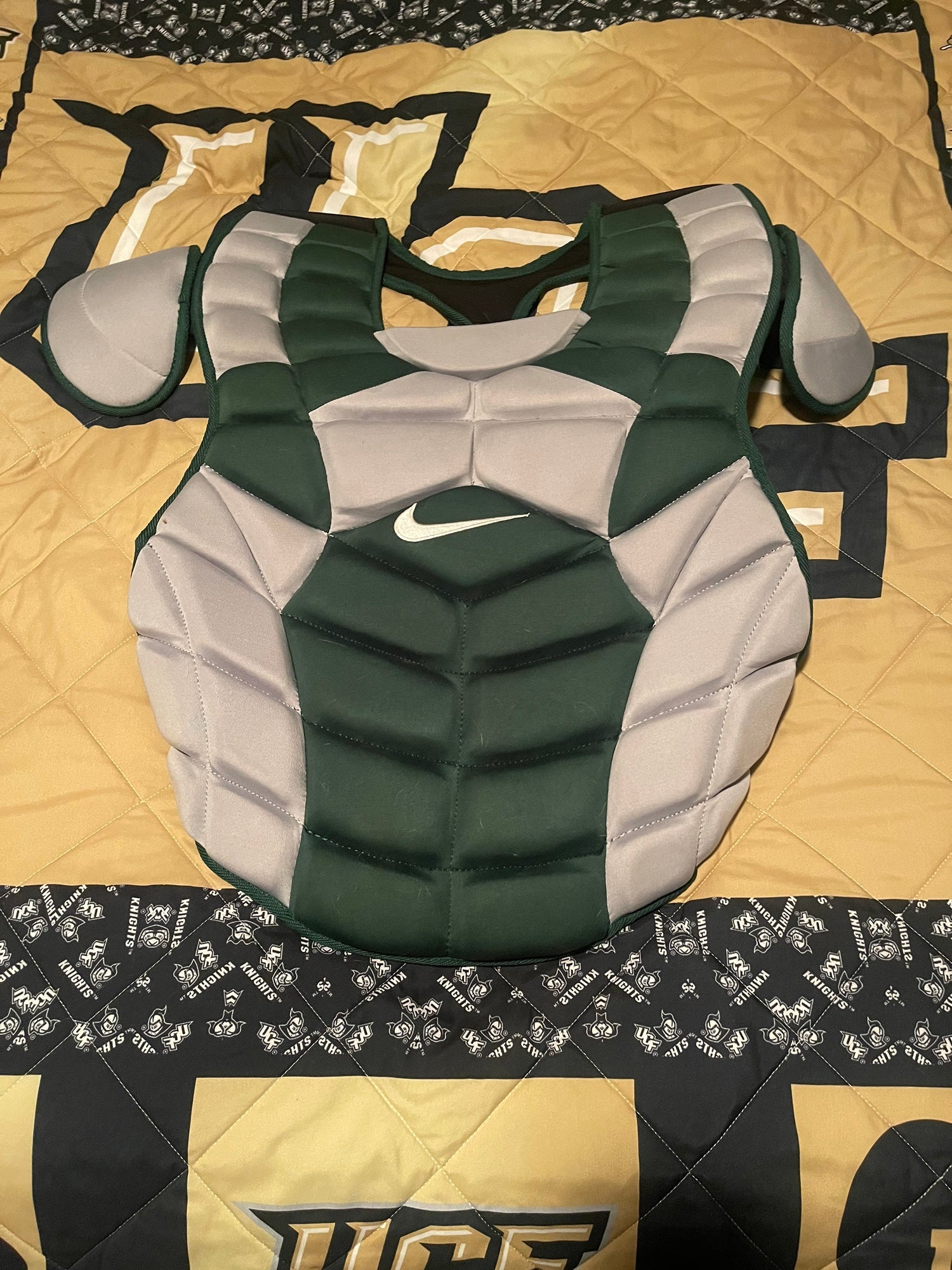 Worn Once Nike Vapor Chest Protector Green/Grey 18”