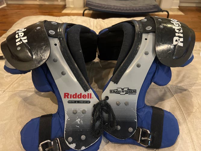 Youth Large Riddell Evolution Shoulder Pads
