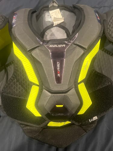 Bauer Vapor 3x Pro Shoulder Pads