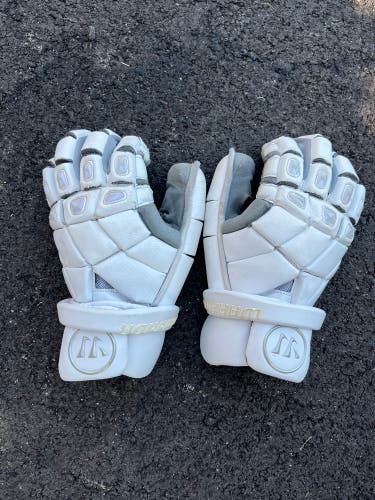 Used Warrior  Burn Goalie Gloves