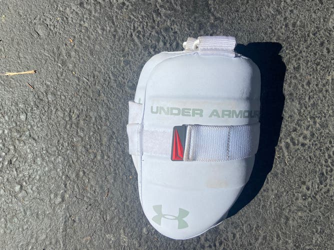 Used Medium Under Armour Bicep Pads
