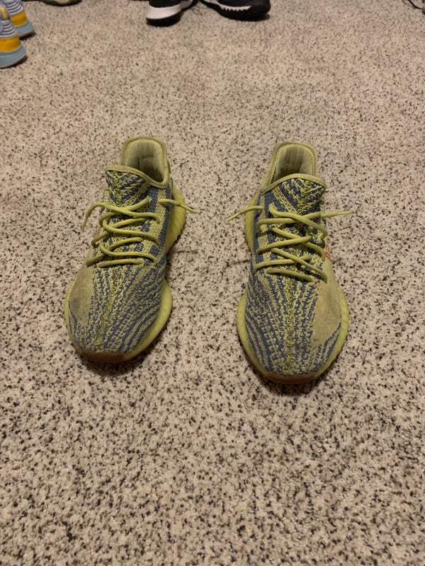 Used Size 7.0 (Women's 8.0) Adidas Yeezy Boost 350 V2