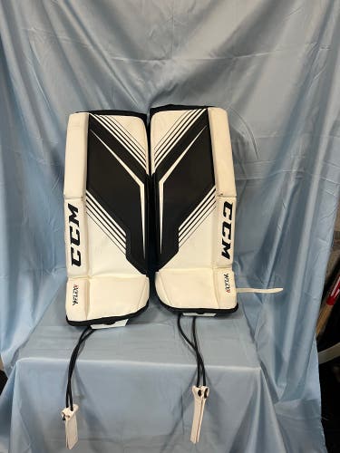 CCM YFlex Goalie Pads 22”