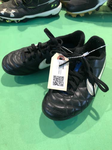 Used Youth 12.5C Adidas Soccer Cleats