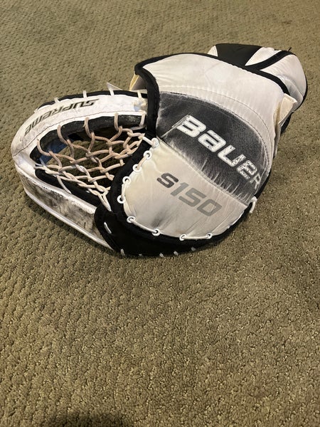 Brian Elliot Goalie Pads and Gear