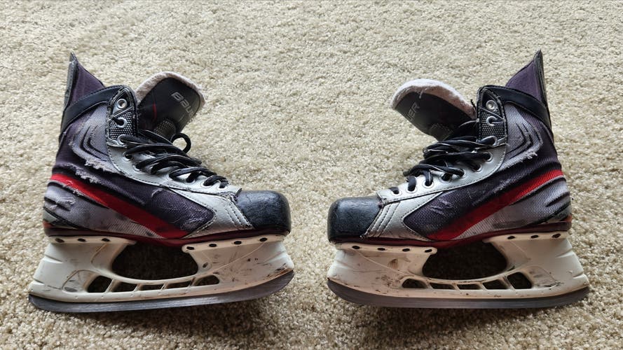 Senior Used Bauer Vapor 3X Hockey Skates Regular Width Size 9.5