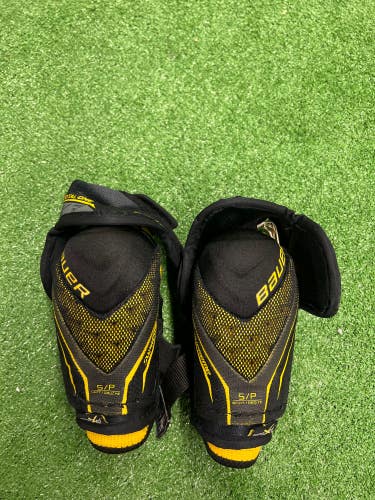 Used Small Bauer Supreme TotalOne MX3 Elbow Pads