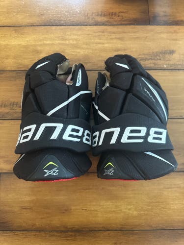 Bauer 14" Pro Stock Vapor 2X Gloves