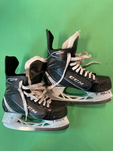 Junior Used CCM Tacks 9040 Hockey Skates D&R (Regular) 2.0