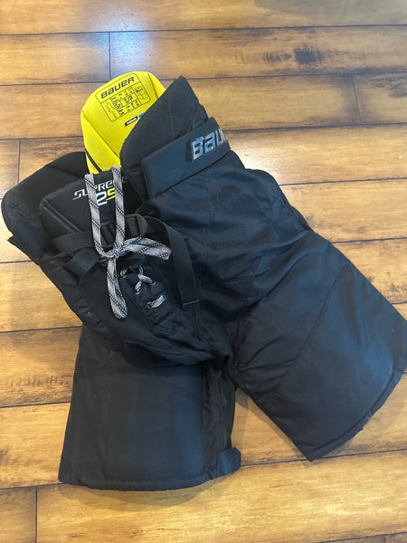 Senior Small Bauer Supreme 2S Hockey Pants