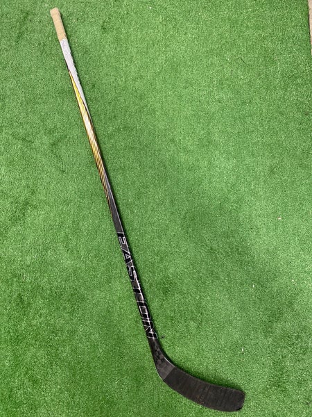 Used Senior Easton Stealth CX Right Hockey Stick Toe | SidelineSwap