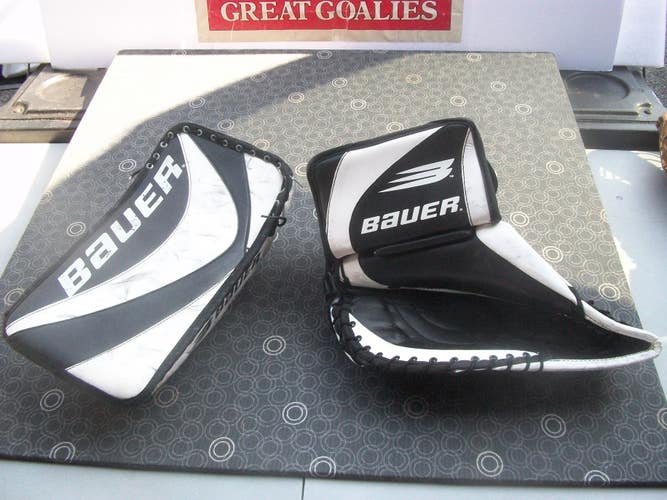 Used Bauer Regular Supreme Sr  Glove and Blocker