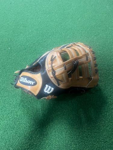 Wilson First base 12.5" A2000 Baseball Glove