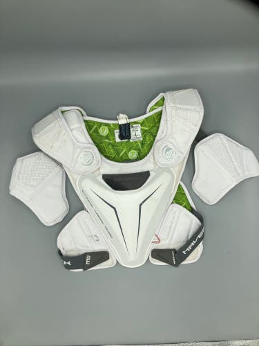 Used Medium Maverik M5 Shoulder Pads