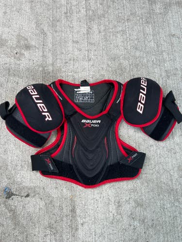 Junior Used Small Bauer Vapor X700 Shoulder Pads