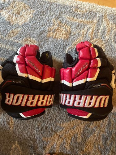10” Warrior Hockey Glove