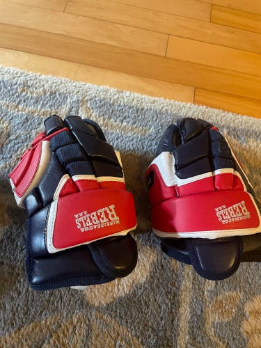 11” Hockey Gloves