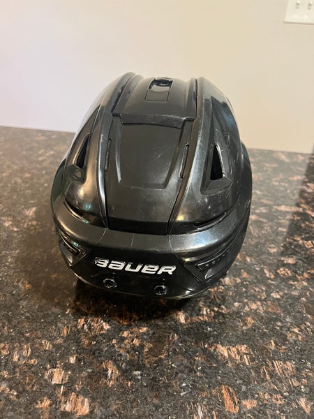 Used Medium Bauer Pro Stock Re-Akt 150 Helmet