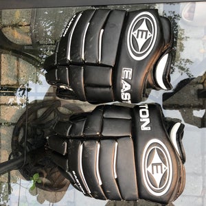 Used Easton 15"  Pro 4 Roll Gloves