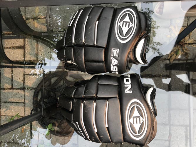 Used Easton 15"  Pro 4 Roll Gloves