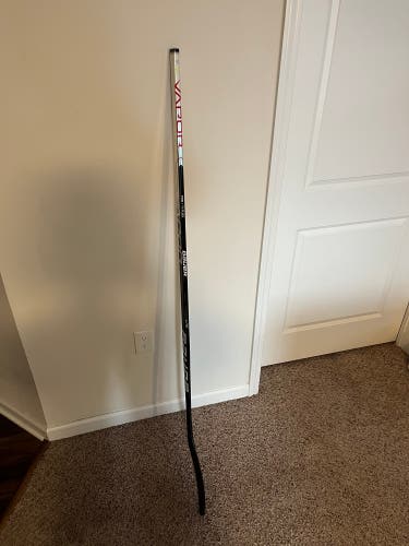 Senior Left Hand P88 Vapor Hyperlite Hockey Stick